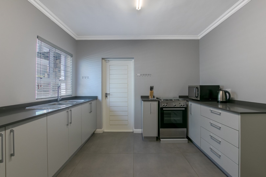 4 Bedroom Property for Sale in Kingfisher Creek Western Cape